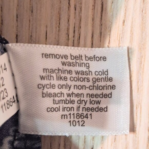 LANE BRYANT Kimono Sleeve NEW Jersey Jumpsuit Navy Size 14/16/XL Leaves - Picture 9 of 10